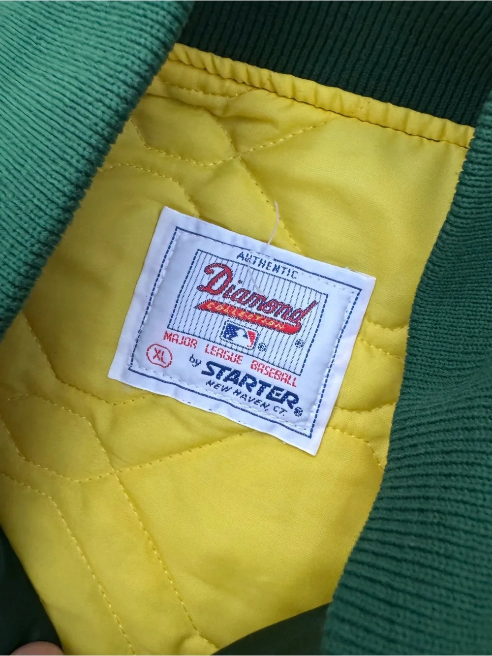 Vtg 1990 Starter Oakland Athletics Script Spellout Diamond Collection XL Jacket